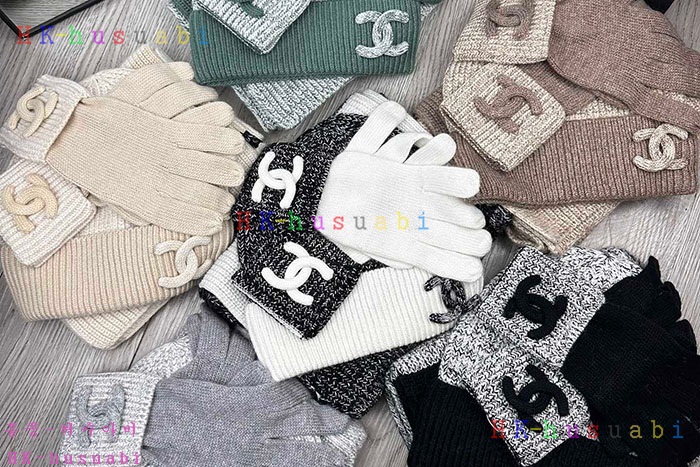 NEW 샤넬 모자 머플러 장갑 셋트 신상 C 614050