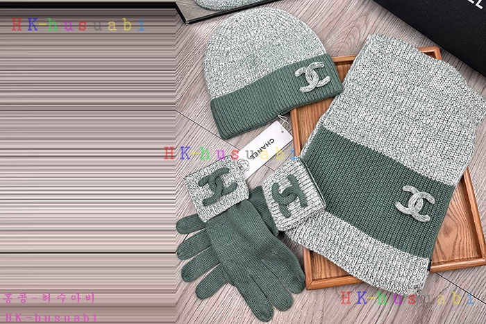 NEW 샤넬 모자 머플러 장갑 셋트 신상 C 614050