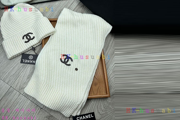 NEW 샤넬 모자 머플러 셋트 신상 C 614069