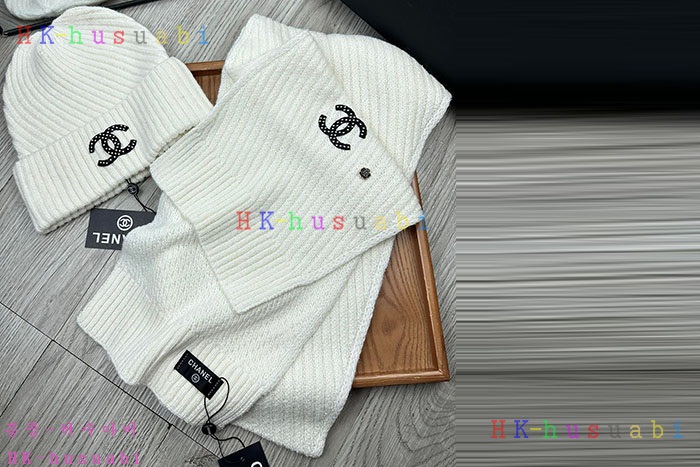 NEW 샤넬 모자 머플러 셋트 신상 C 614069