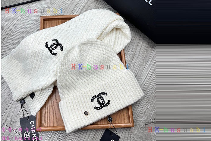 NEW 샤넬 모자 머플러 셋트 신상 C 614069