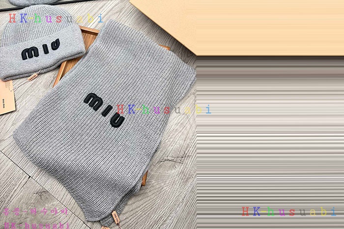 NEW 미우미우 모자 머플러 신상 MU 4788024