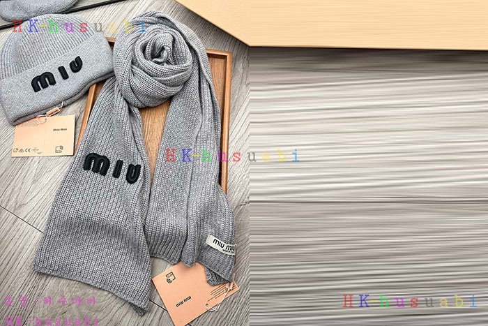 NEW 미우미우 모자 머플러 신상 MU 4788024