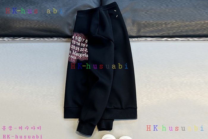 NEW 메종 마르지엘라 맨투맨 신상 M 7748200