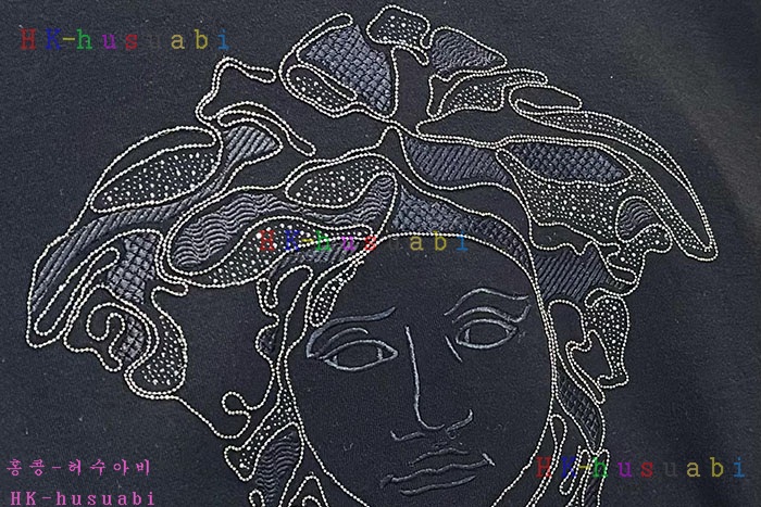 NEW 베르사체 긴팔티 신상 V 6933501