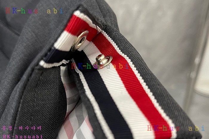 NEW 톰브라운 패딩조끼 신상 TB 5570403