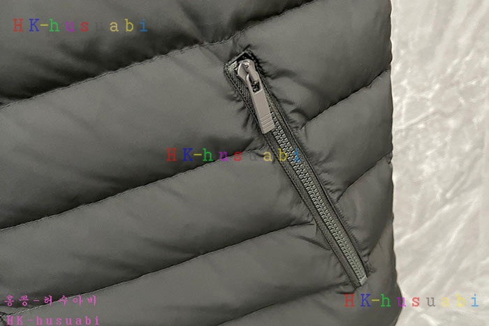 NEW 톰브라운 패딩조끼 신상 TB 5570404