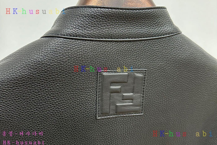 NEW 펜디 가죽자켓 신상 FD 4488575