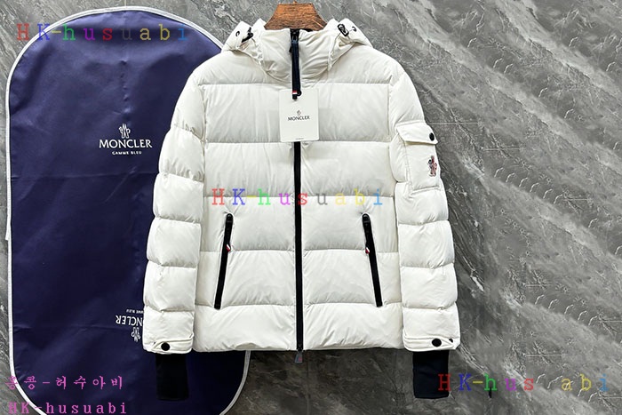 NEW 몽클레어 패딩 신상 M 748069