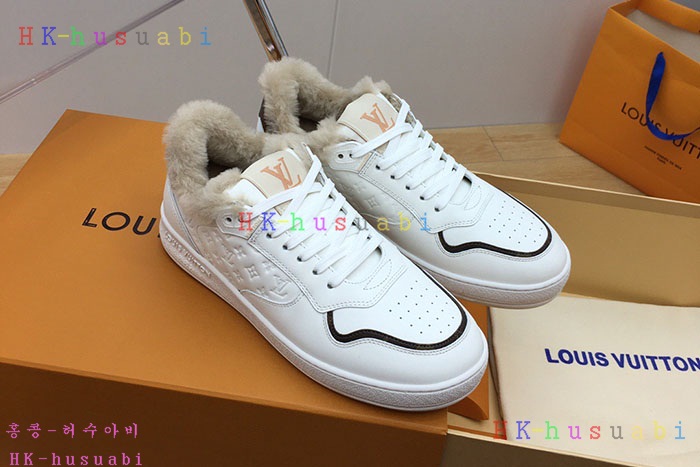 NEW 루이비통 스니커즈 신상 LV 4658012