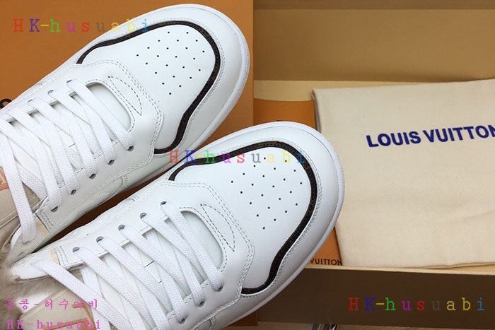NEW 루이비통 스니커즈 신상 LV 4658012