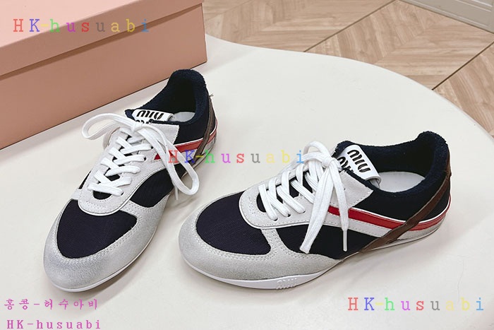 NEW 미우미우 스니커즈 신상 MU 958228