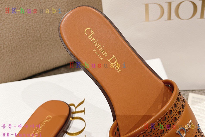 NEW 디올 샌들 신상 DR 1408853