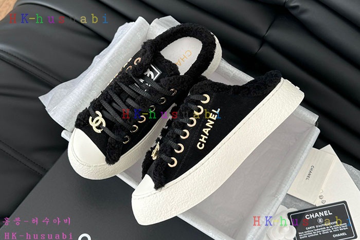 NEW 샤넬 스니커즈 신상 C 228126