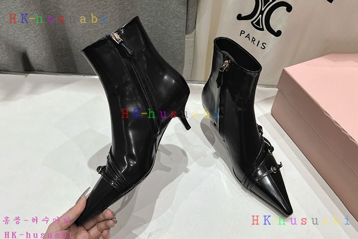 NEW 미우미우 신발 신상 MU 7785501