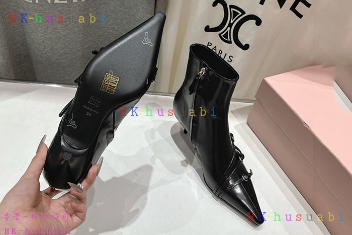 NEW 미우미우 신발 신상 MU 7785501