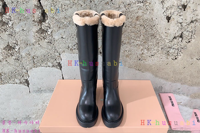 NEW 미우미우 부츠 신상 MU 711563