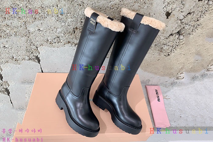 NEW 미우미우 부츠 신상 MU 711563