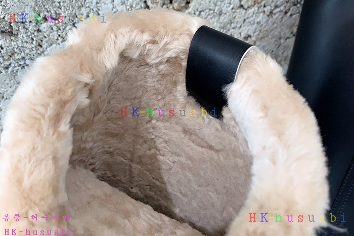 NEW 미우미우 부츠 신상 MU 711563