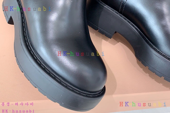NEW 미우미우 부츠 신상 MU 711563