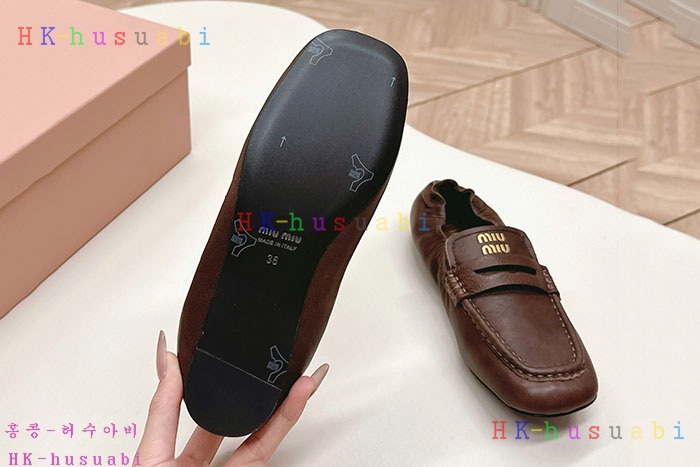 NEW 미우미우 신발 신상 MU 7123303