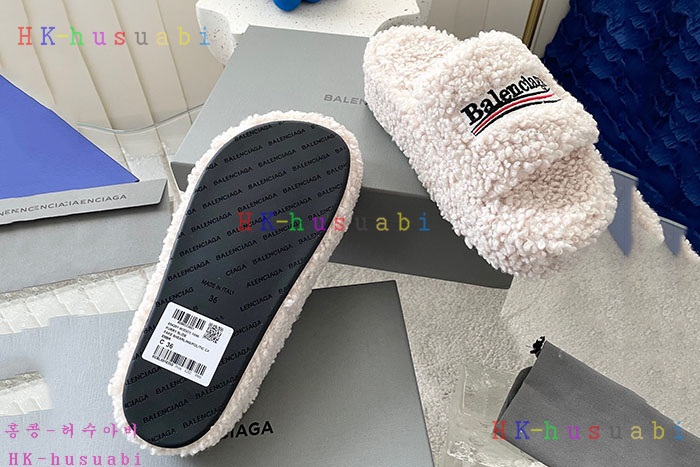 NEW 발렌시아가 신발 신상 B 956611