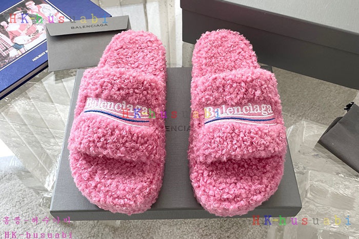 NEW 발렌시아가 신발 신상 B 956612