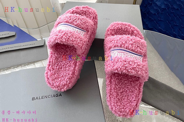 NEW 발렌시아가 신발 신상 B 956612