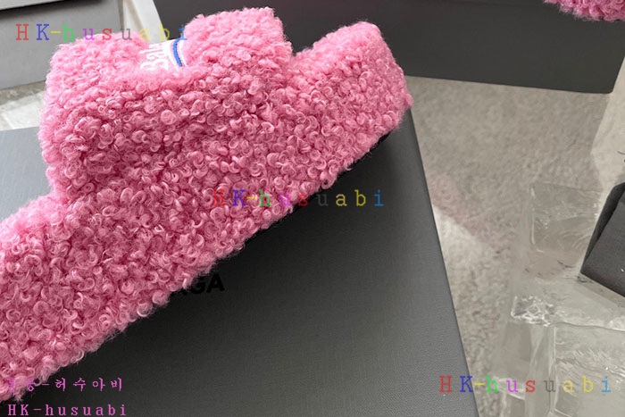 NEW 발렌시아가 신발 신상 B 956612