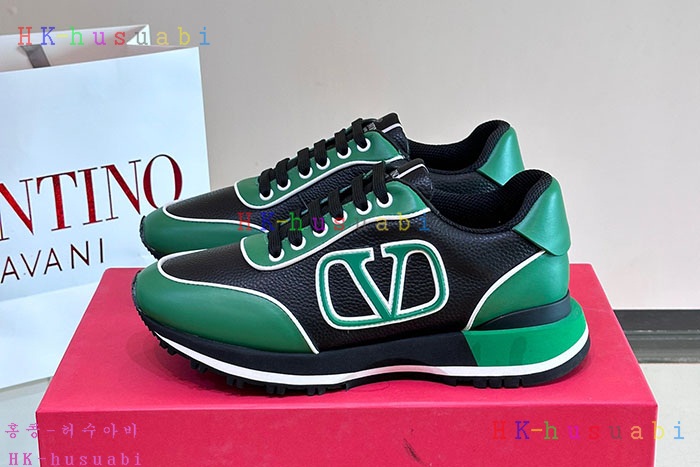 NEW 발렌티노 스니커즈 신상 V 558002