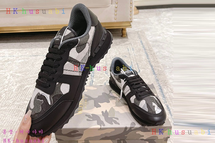 NEW 발렌티노 스니커즈 신상 V 933332