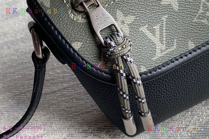 ★미러급★루이비통 펄스 웨어러블 월릿 M12618