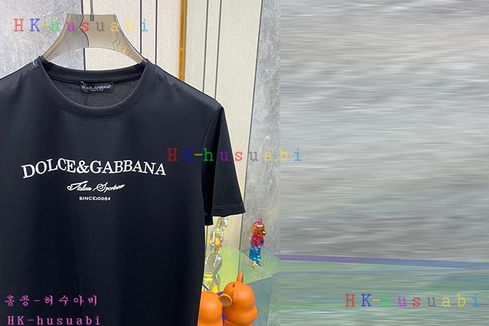 NEW 돌체앤가바나 반팔티 신상 DG 3850442