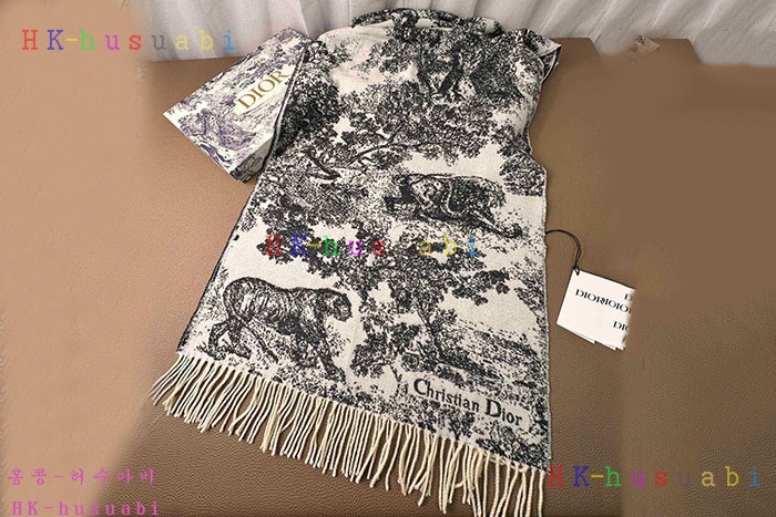 NEW 디올 스카프 신상 DR 560016