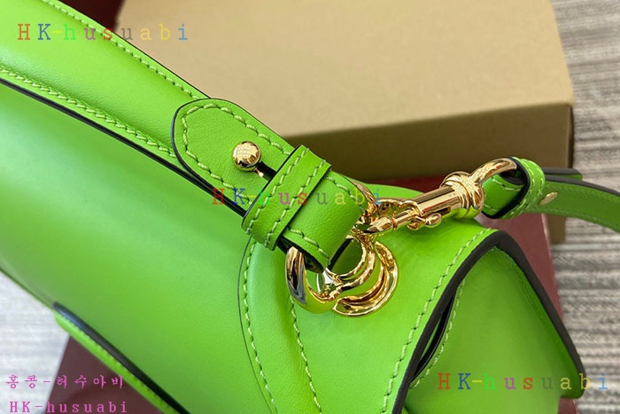 ★미러급★구찌 GUCCI 블론디 미디엄 탑 핸들 백 815716