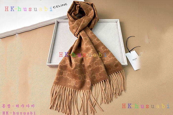 NEW 셀린느 스카프 신상 C 885806