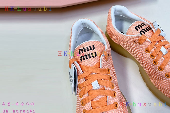 NEW 미우미우 신발 신상 MU 5811403