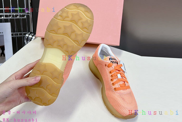 NEW 미우미우 신발 신상 MU 5811403