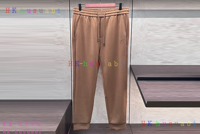 NEW 펜디 츄리닝바지 신상 FD 350601