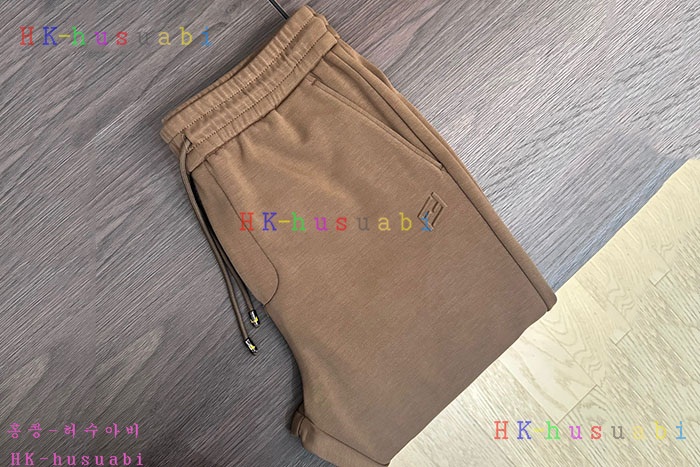 NEW 펜디 츄리닝바지 신상 FD 350601