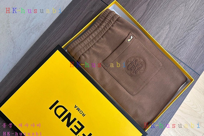 NEW 펜디 츄리닝바지 신상 FD 350601