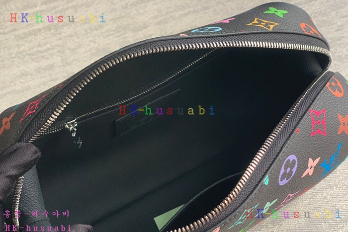 ★미러급★루이비통 LV x TM 코스메틱 파우치 GM M13743(2컬러)
