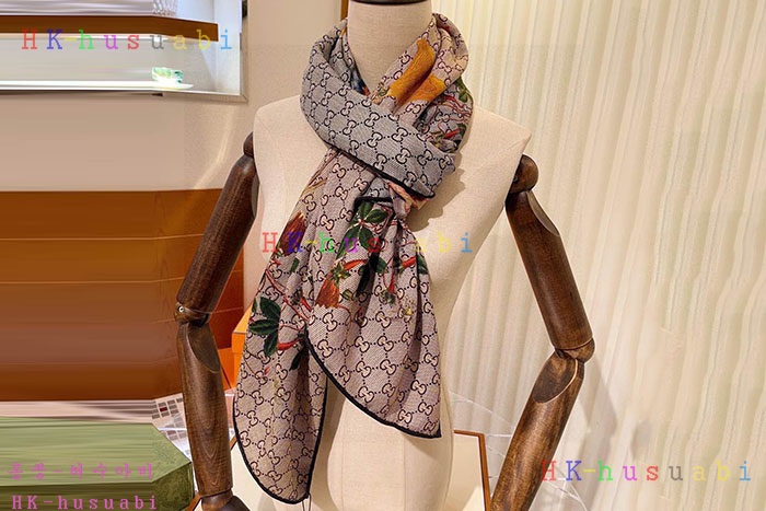 NEW 구찌 스카프 신상 GU 669335