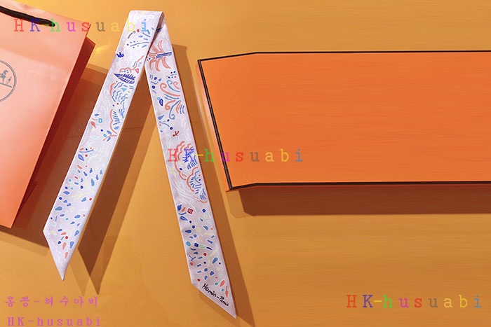 NEW 에르메스 스카프 신상 H 2855817
