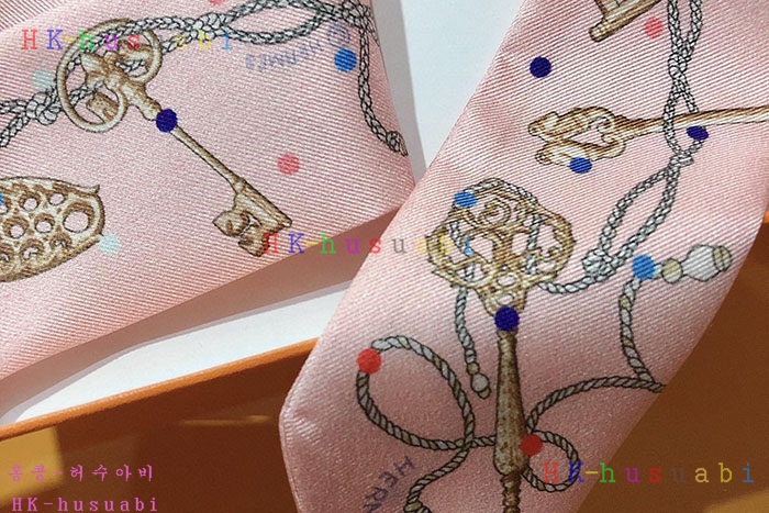 NEW 에르메스 스카프 신상 H 2855820