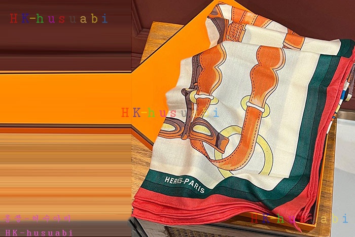NEW 에르메스 스카프 신상 H 2855866