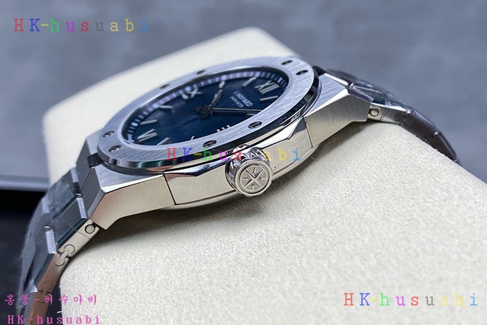 NEW 쇼파드 시계 신상 C 1140013