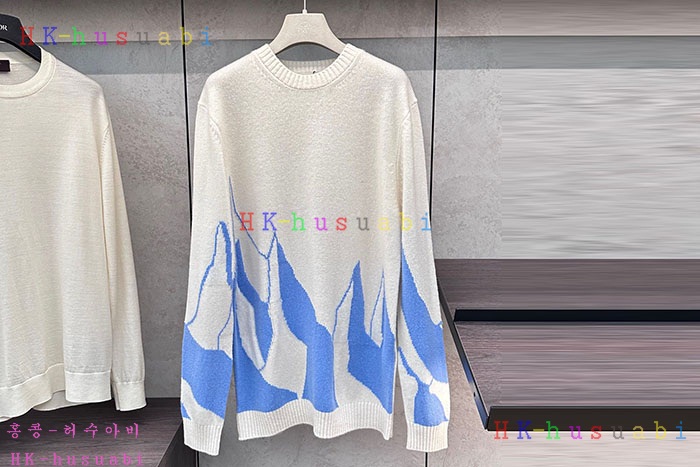 NEW 몽클레어 니트 신상 M 6570014