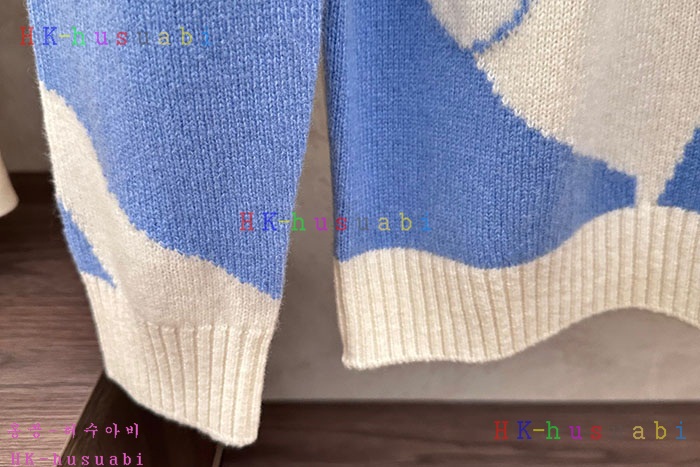 NEW 몽클레어 니트 신상 M 6570014
