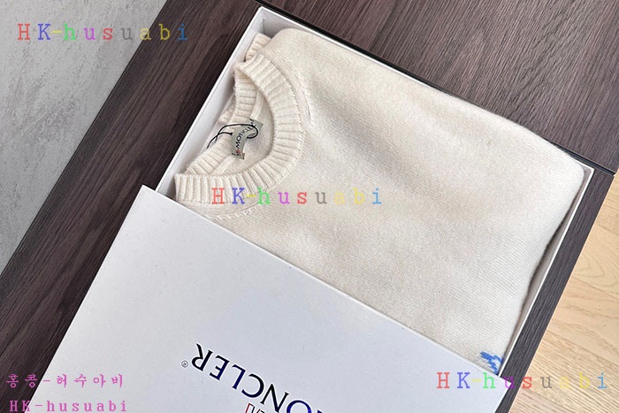 NEW 몽클레어 니트 신상 M 6570014